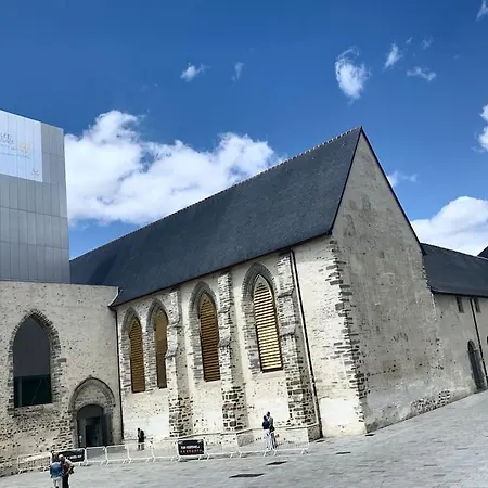 Cosy En Plein Centre Historique De رينز